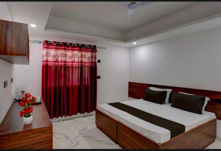 בית מלון כפרי The Simran Suites