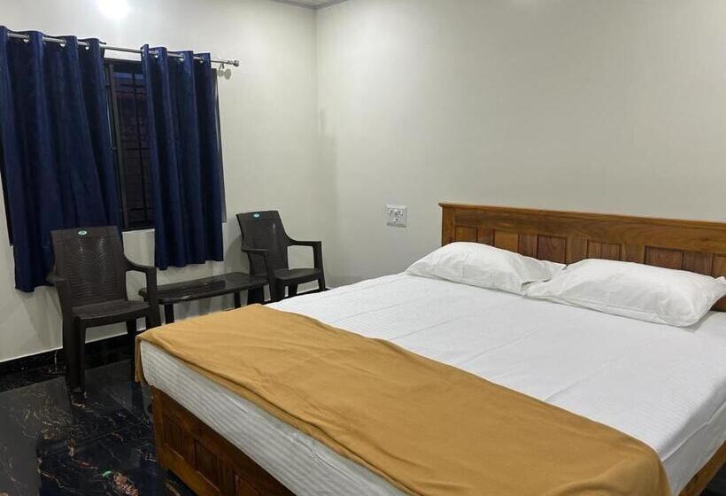 فندق Yashovana Nature Stay Gokarna