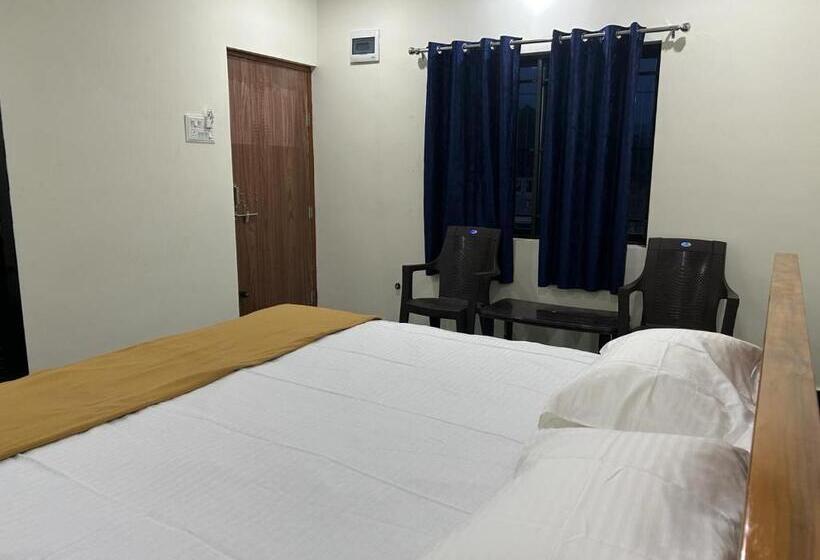 فندق Yashovana Nature Stay Gokarna