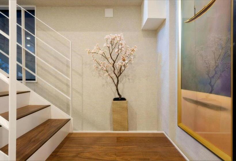 近秋叶原东京中心奢华套房kfob 车站2分 4站可用 配奢华戴森 最大5人