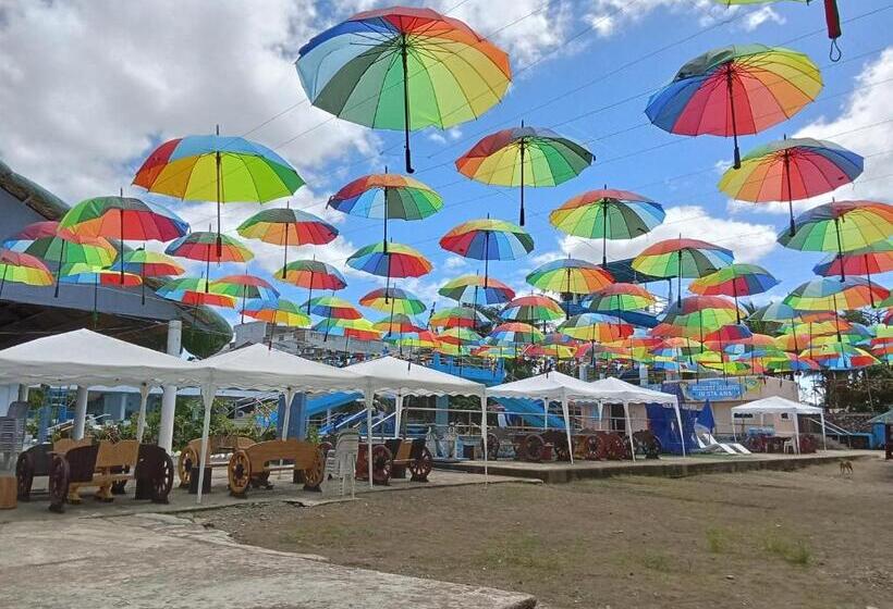 Nassim Hotel And Beach Resort