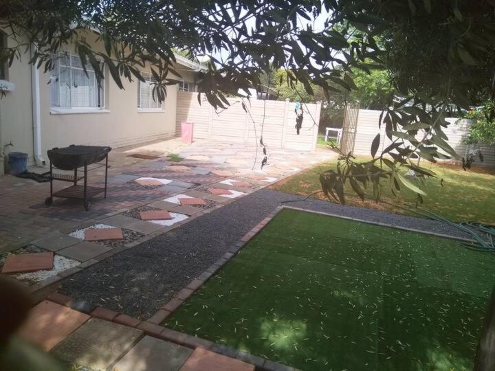 بنسيون Africa Online Suites