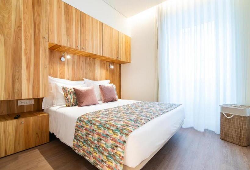 膳宿费 Azoriani City Hostel Ponta Delgada