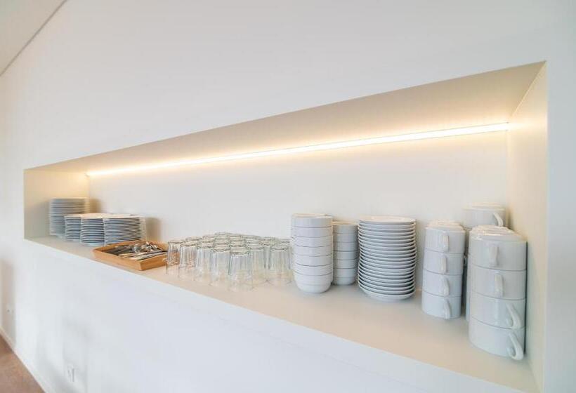 膳宿费 Azoriani City Hostel Ponta Delgada