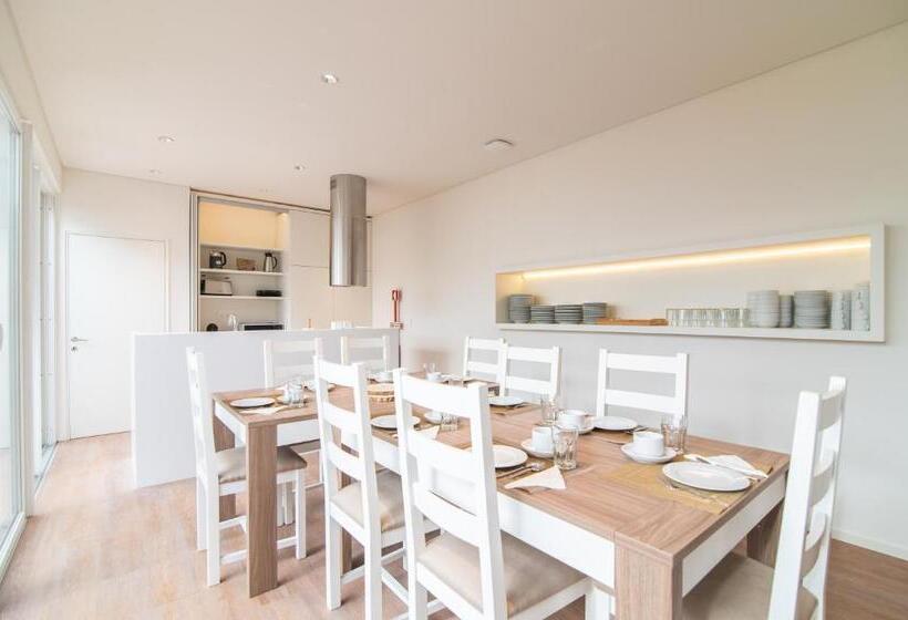 膳宿费 Azoriani City Hostel Ponta Delgada