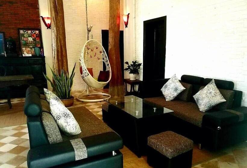 بنسيون Brightness Villa, Private Home Stay