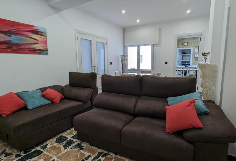 بنسيون Casa Clari