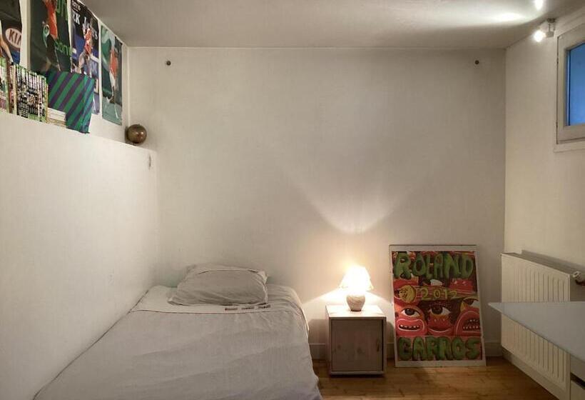 膳宿费 Chambres En Maison