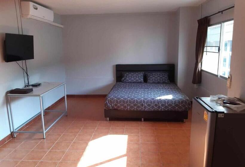 פנסיון Golden View