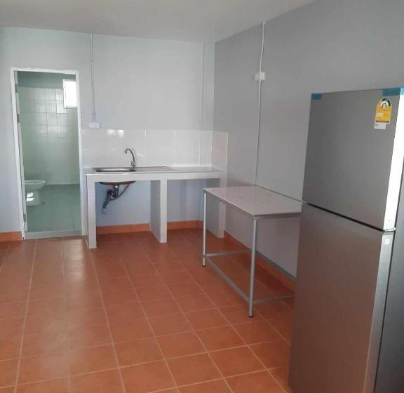 פנסיון Golden View