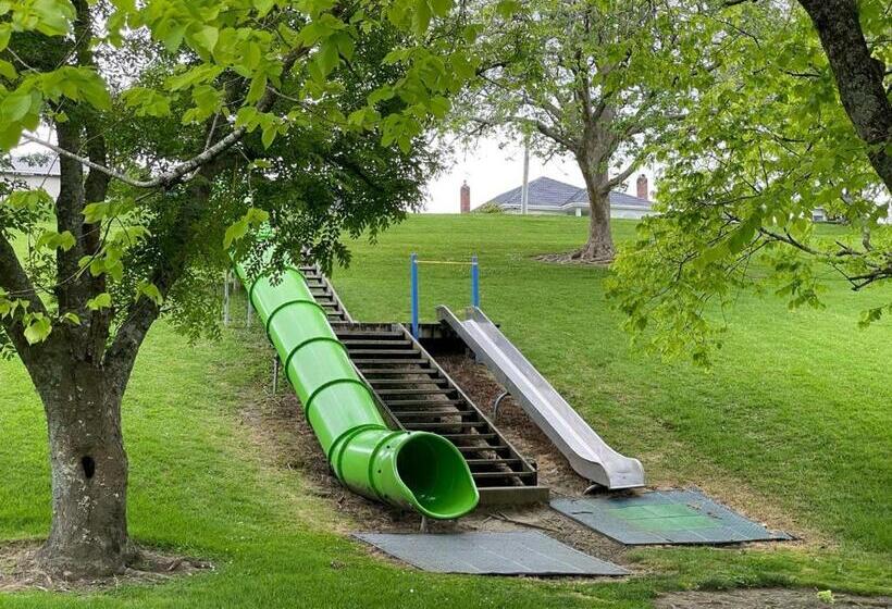 Пансион Great Value 1b1b Studio In Sandringham Private Entrance, Close To City, Heat Pump, Netfilx