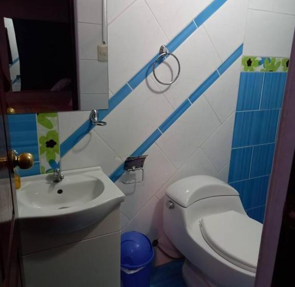 پانسیون Hospedaje Toscano Suites