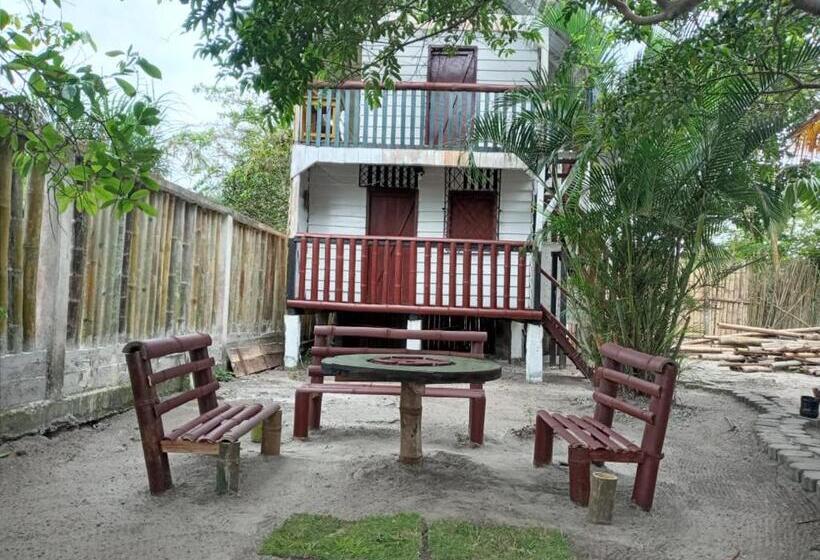 פנסיון Hostal Té De Menta