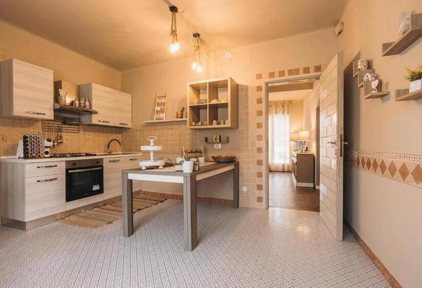 פנסיון La Favola