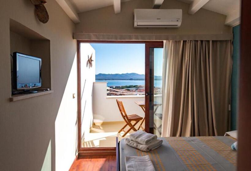 ペンション Le Tre Caravelle