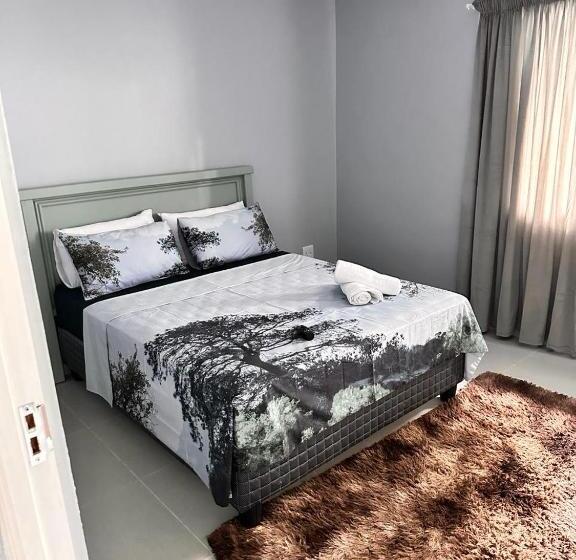 פנסיון Malaika Guest House