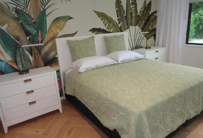 بنسيون Noosa Buoys