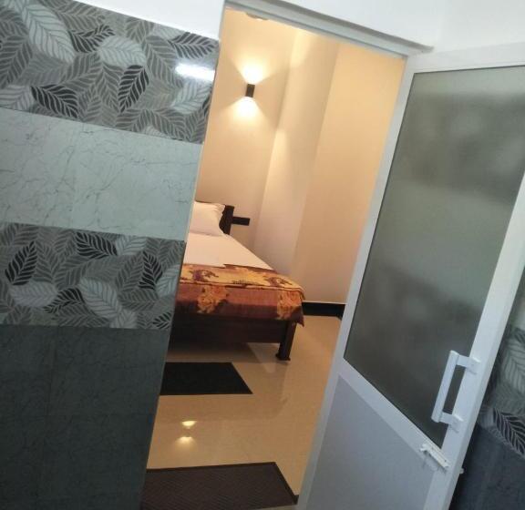 פנסיון Olive Cottage