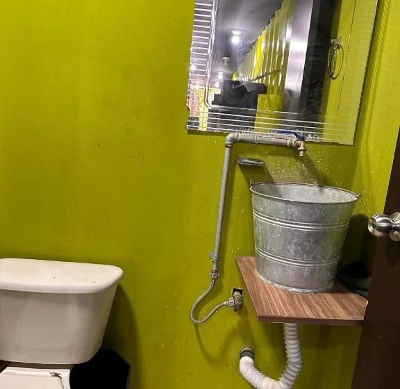 膳宿费 Patio Hangar Toluca Aeropuerto