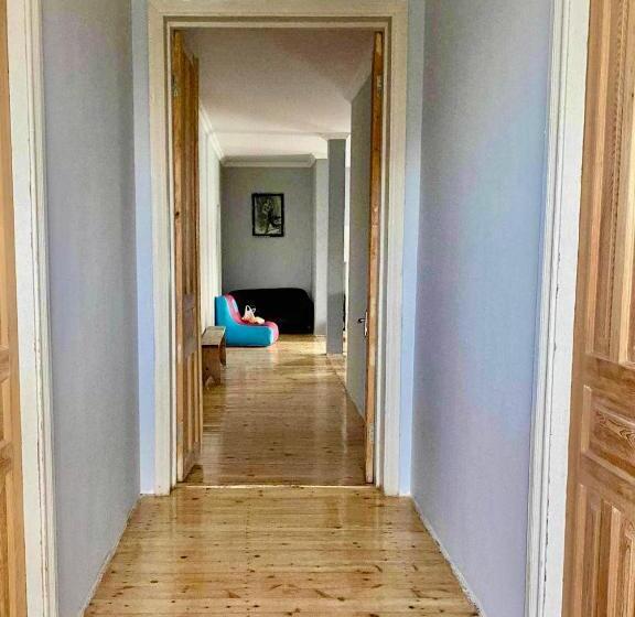 پانسیون House & Wine