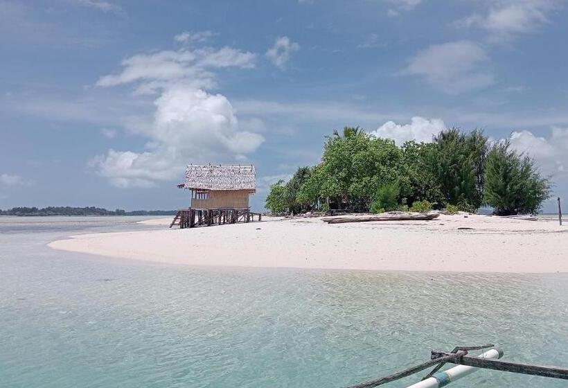 פנסיון Private Island Guest House