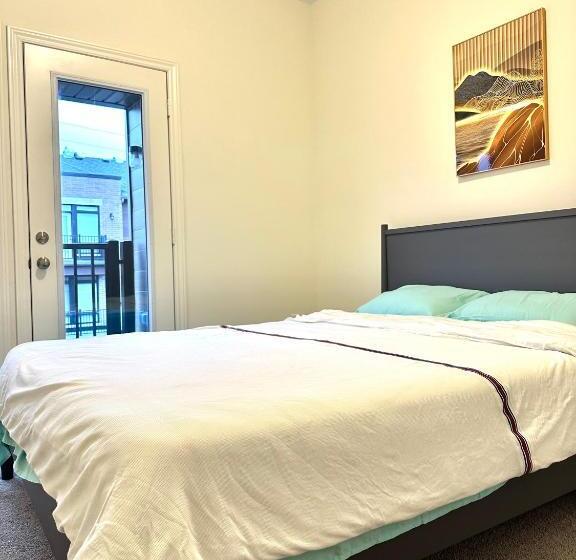 Pansiyon Private Room In A Brand New House Ajax Greater Toronto, 30 Min To Pearson Airport