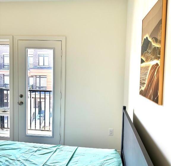 Pensão Private Room In A Brand New House Ajax Greater Toronto, 30 Min To Pearson Airport