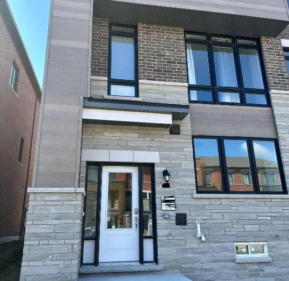 Pansiyon Private Room In A Brand New House Ajax Greater Toronto, 30 Min To Pearson Airport