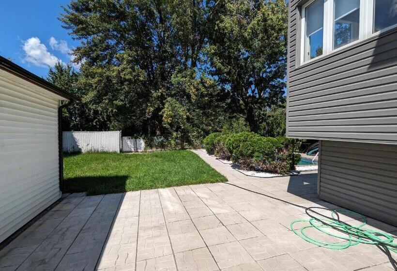 פנסיון Riverview Cottage