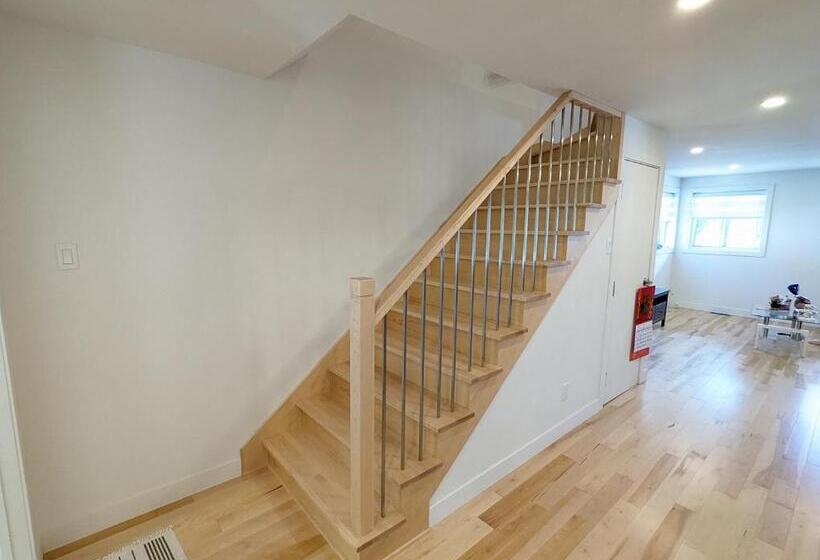 פנסיון Riverview Cottage