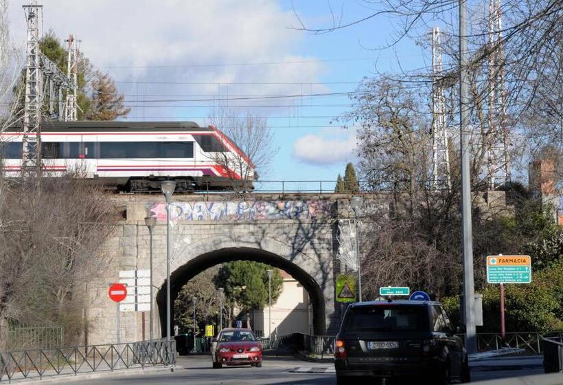 پانسیون Suki House Chalet 1