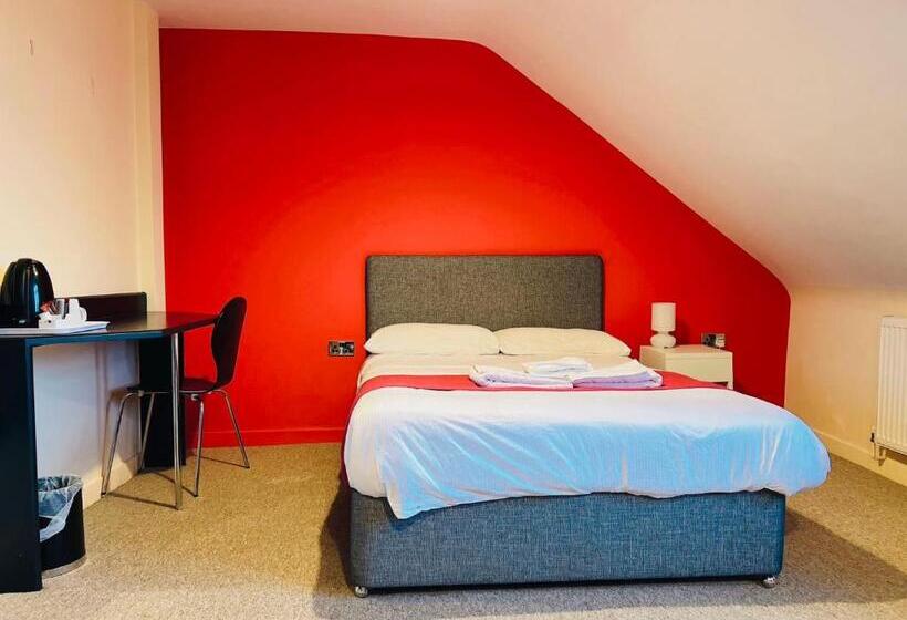 膳宿费 Train Station