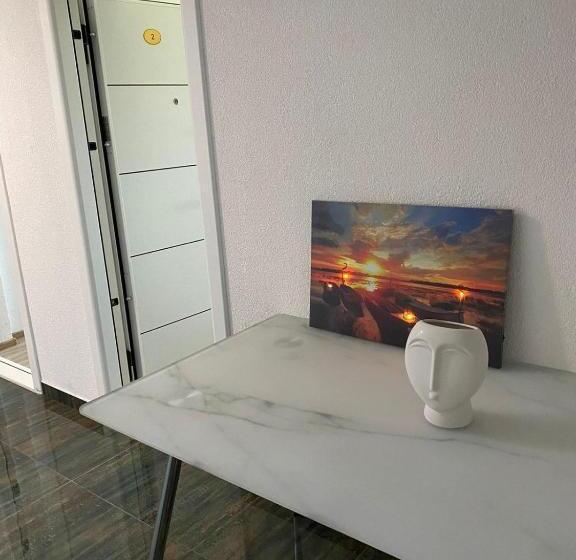 Pensiunea Casa Albă