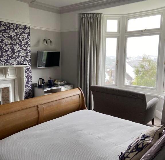 West Brae House B&b