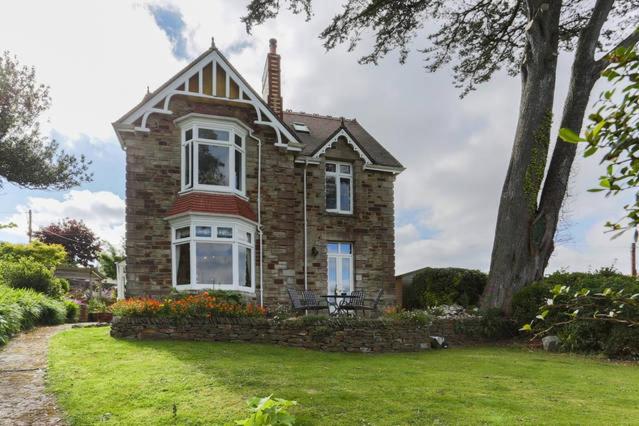 West Brae House B&b