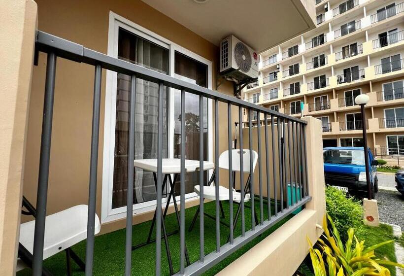 تختخواب و صبحانه Ameeriah’s Place