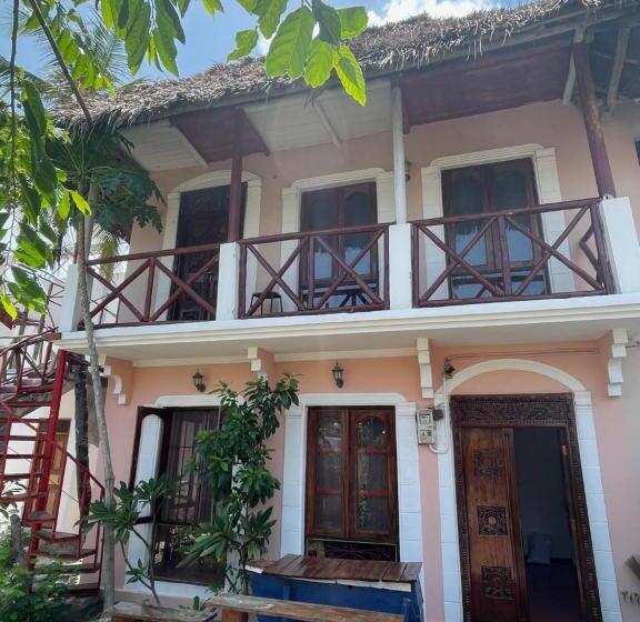 مبيت وإفطار Babalao Boutique Villa