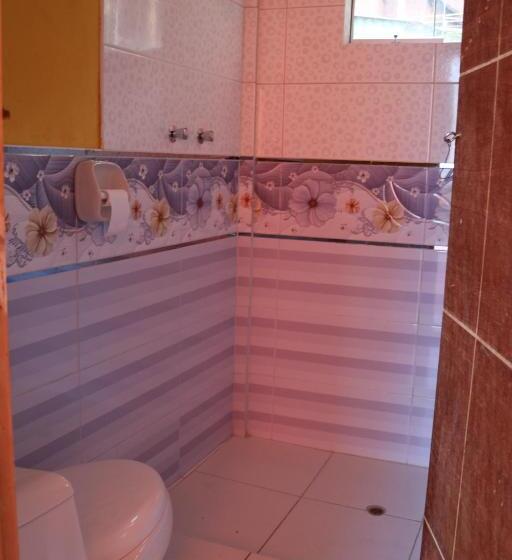 ベッドアンドブレックファースト Inka Lake Island Amantani