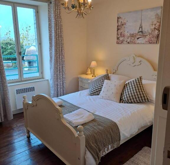 مبيت وإفطار Chateau De Chambres Mont St Michel