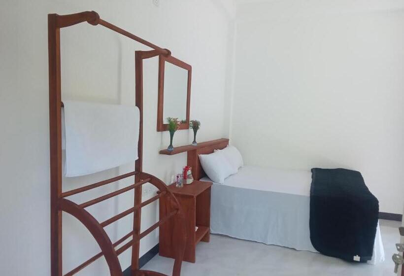 مبيت وإفطار Four Nine Ella