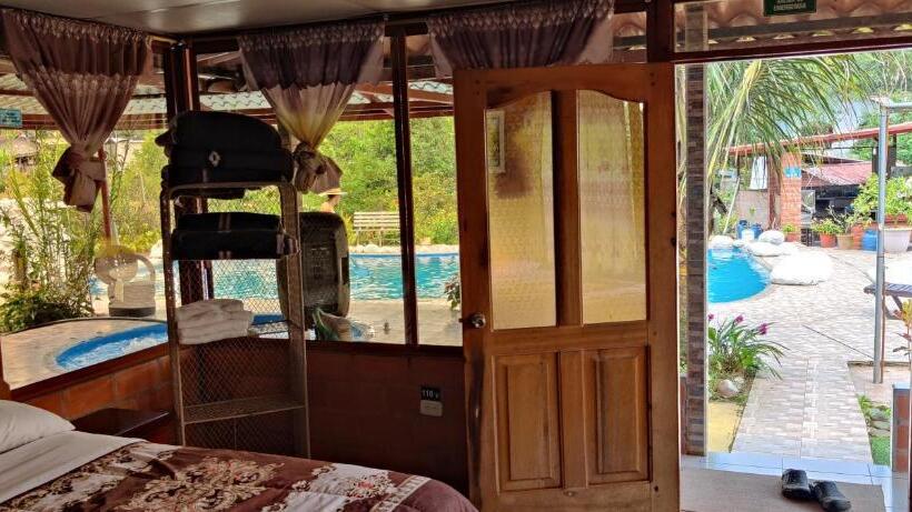 تختخواب و صبحانه Hostería La Tolita De John 5 Pax