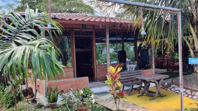 تختخواب و صبحانه Hostería La Tolita De John 5 Pax