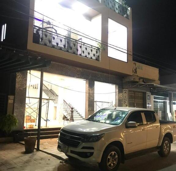 تختخواب و صبحانه Khang Hy