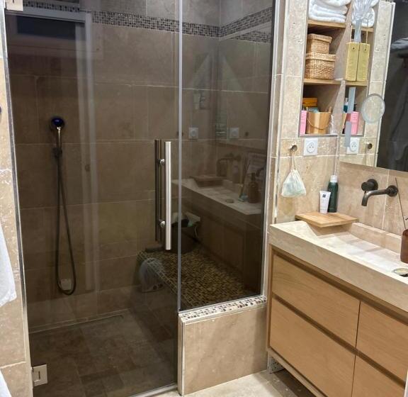 צימר L’evidence