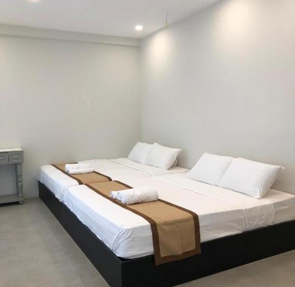 تختخواب و صبحانه Novaworld Phan Thiết 7days Mart