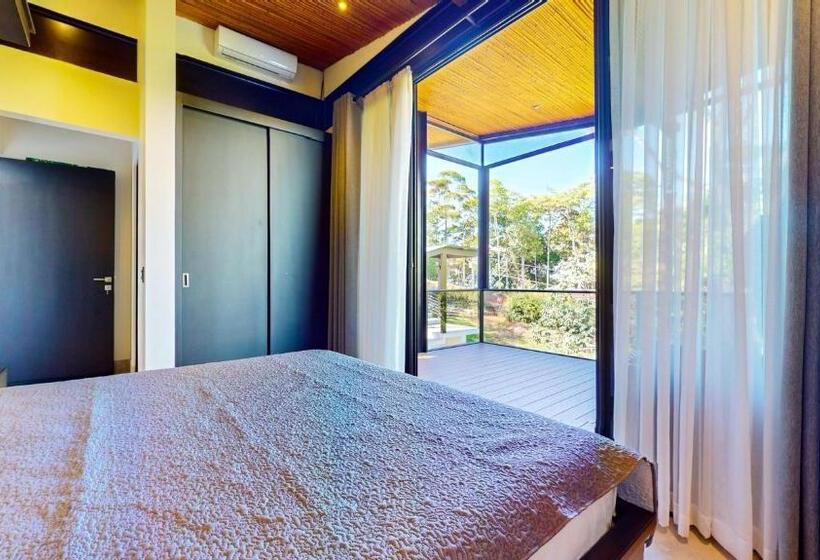 Bed and Breakfast Odyssey Boutique