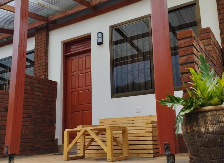 ベッドアンドブレックファースト The Golden Shower Lodge