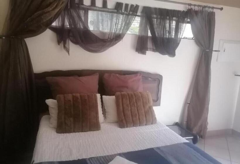 Bed and Breakfast Two Summers Guesthouse