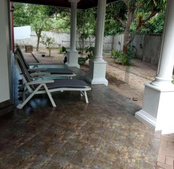 ベッドアンドブレックファースト Marigold Apart Hotel Negombo