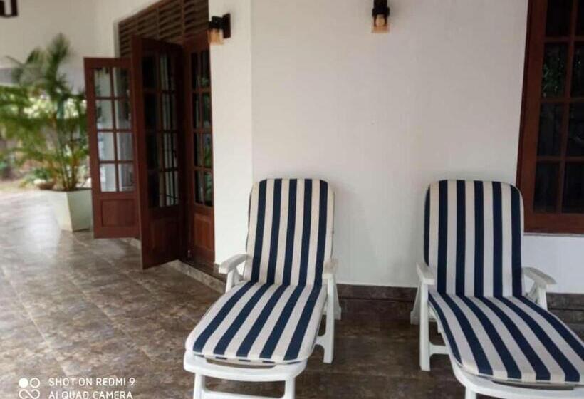 ベッドアンドブレックファースト Marigold Apart Hotel Negombo